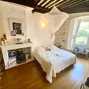 La Maison Sainte Claire Appart hôtel