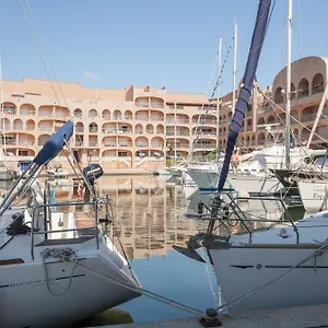 Résidence Pierre&vacances Le Port Appart hôtel